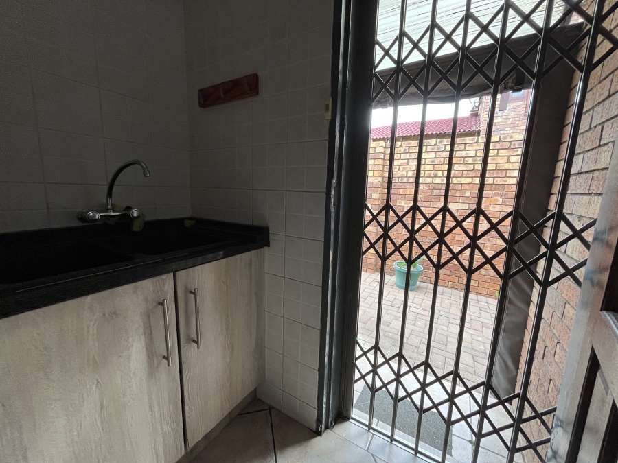 3 Bedroom Property for Sale in Safari Gardens North West